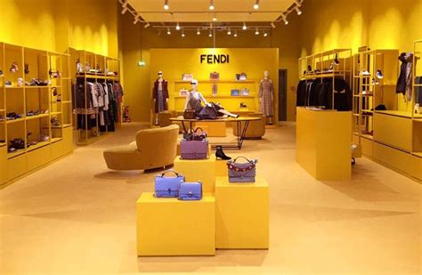 Fendi outlet store online